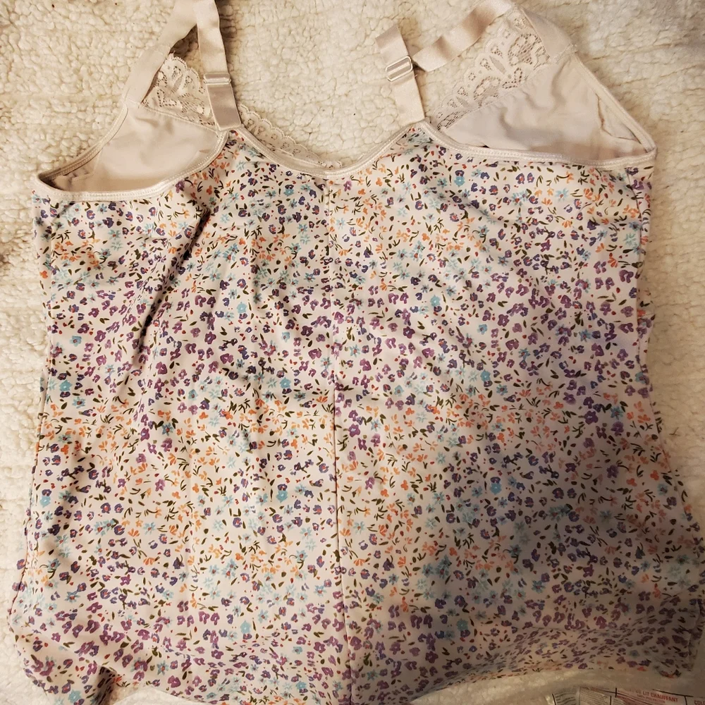 Ruby Ribbon Cami - Picture 2 of 5